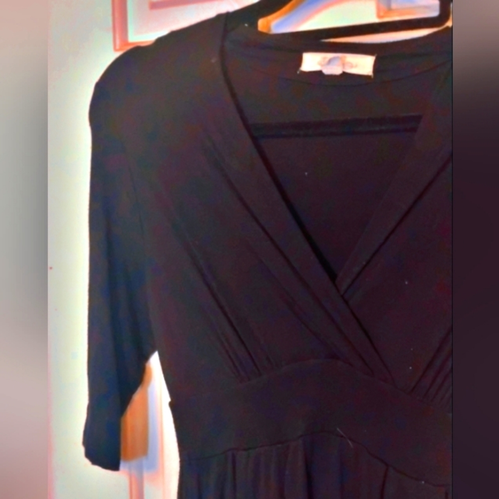 Forever 21 Black V-Neck Dress With Pockets